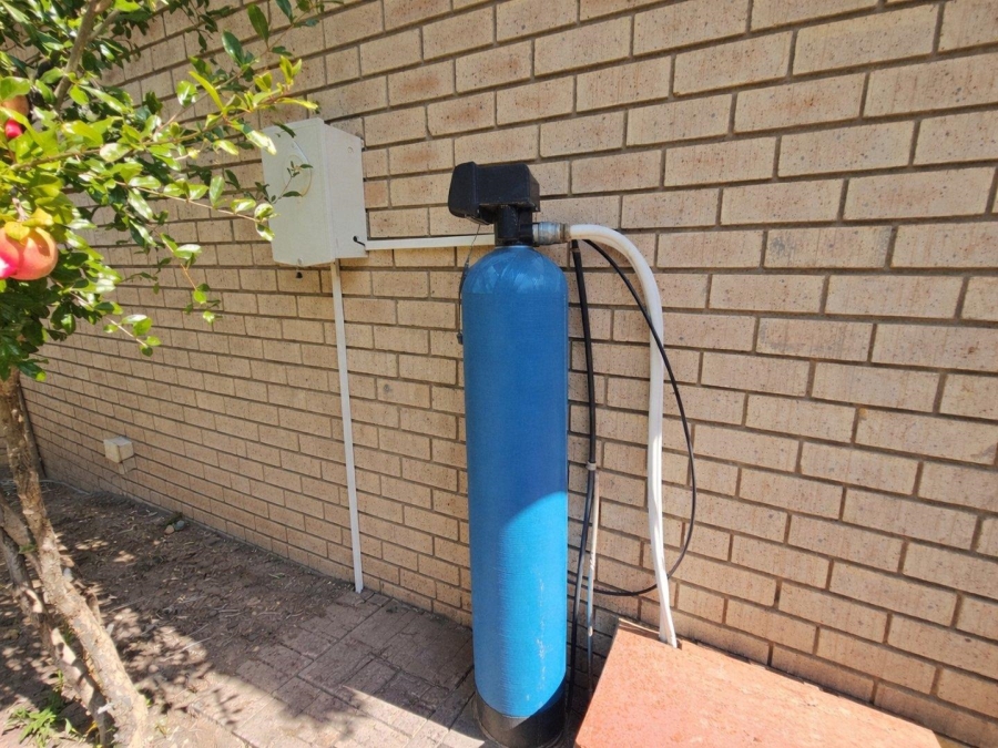 4 Bedroom Property for Sale in Ladybrand Free State